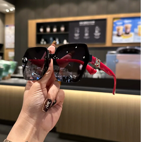 2025 New Fashion Vintage Sunglasses for Women Men UV400 Protection Sun Glasses Ladies Girls Sunglass Luxury Designer Eyewear