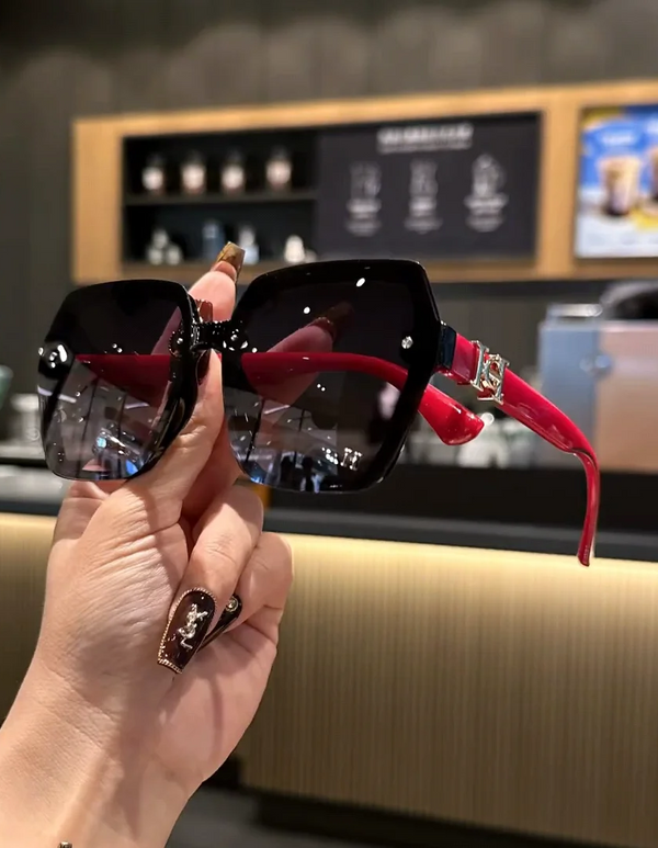2025 New Fashion Vintage Sunglasses for Women Men UV400 Protection Sun Glasses Ladies Girls Sunglass Luxury Designer Eyewear